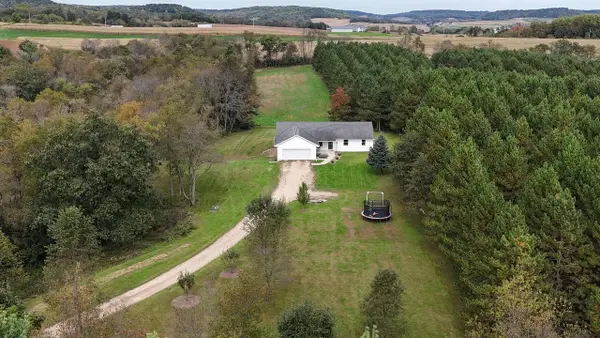 30774 Novel Avenue, Kendall, WI 54638