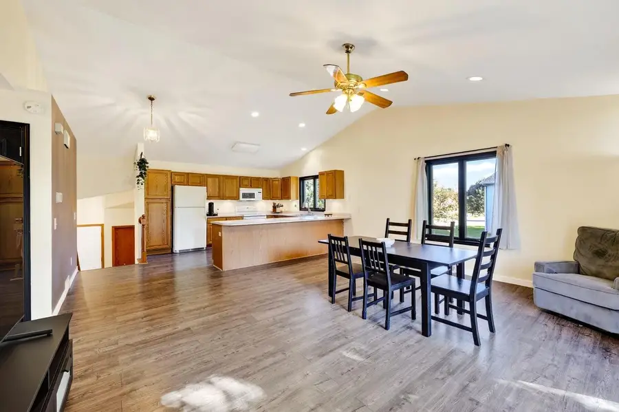 3165 Edmonton Drive, Sun Prairie, WI 53590 - #3