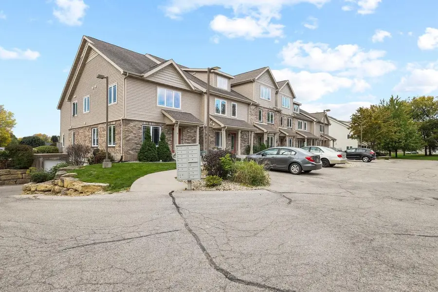 6720 Fairhaven Road #3, Madison, WI 53719 - #2