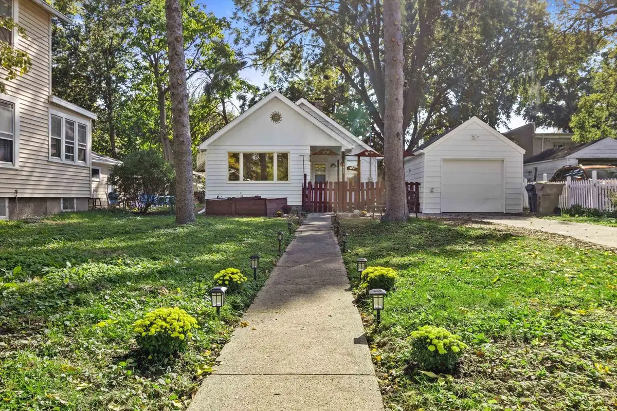 2625 Union Street, Madison, WI 53704 - #1