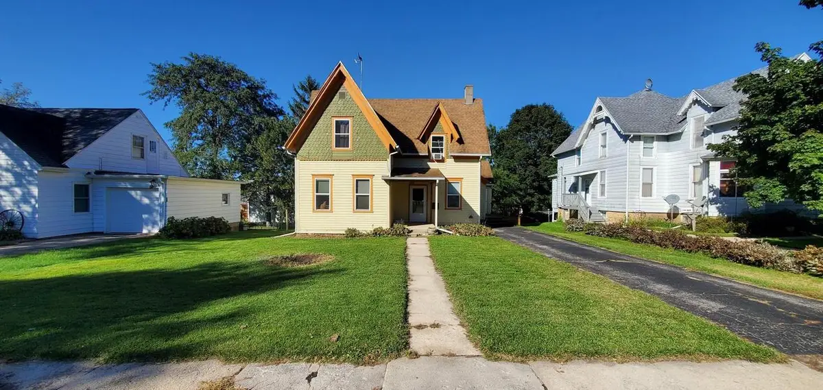816 Keep Street, Darlington, WI 53530 - #1