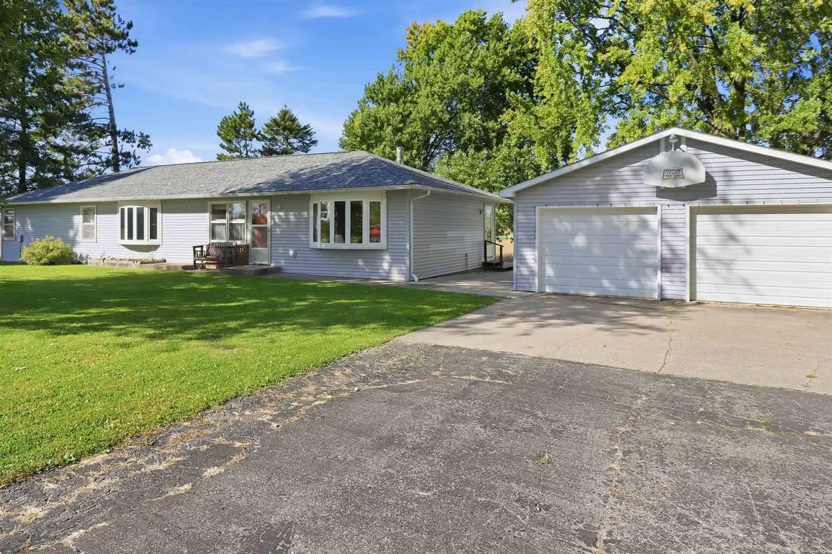 846 Taylor Road, New Lisbon, WI 53950 - #1