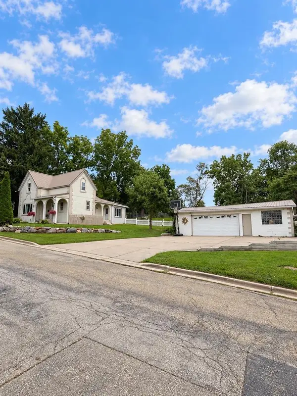 115 Garden Lane, Dodgeville, WI 53533