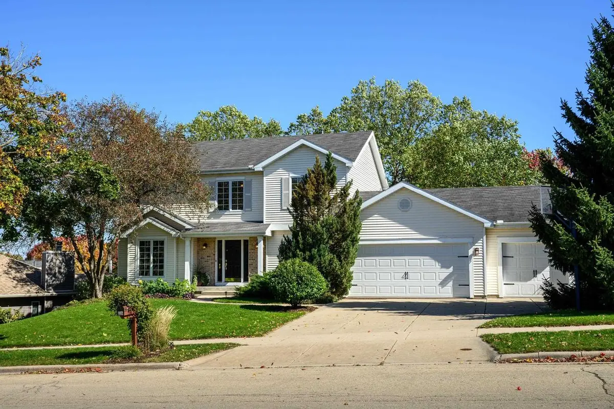 992 Autumn Woods Lane, Oregon, WI 53575 - #1