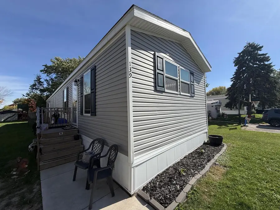 888 E Shady Lane #139, Neenah, WI 54957 - #2