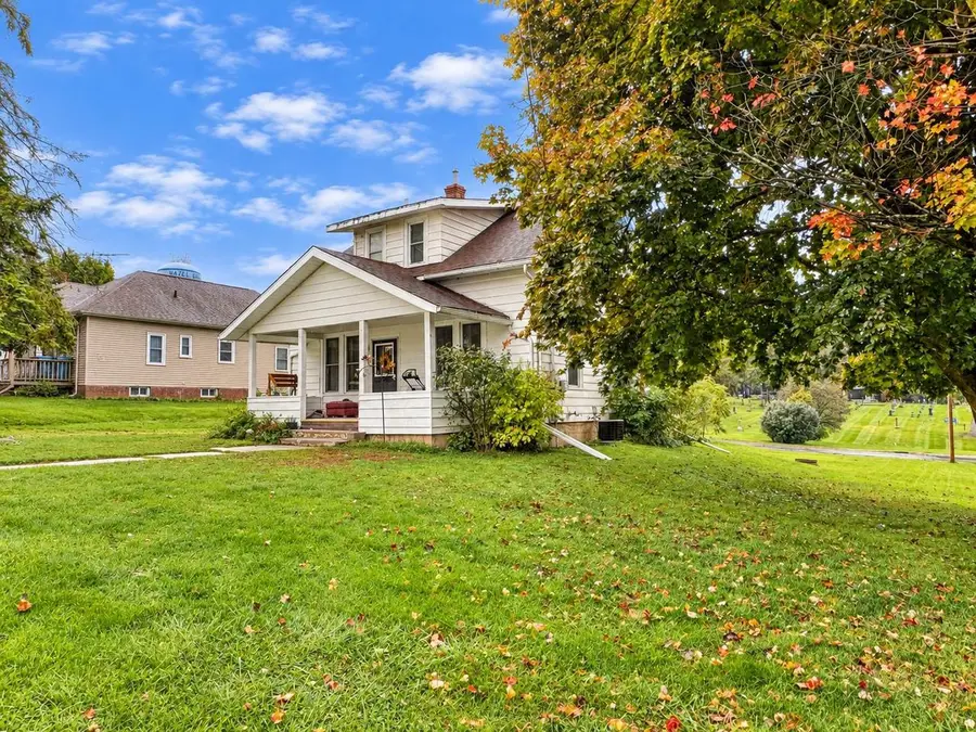 1940 18th Street, Hazel Green, WI 53811 - #3