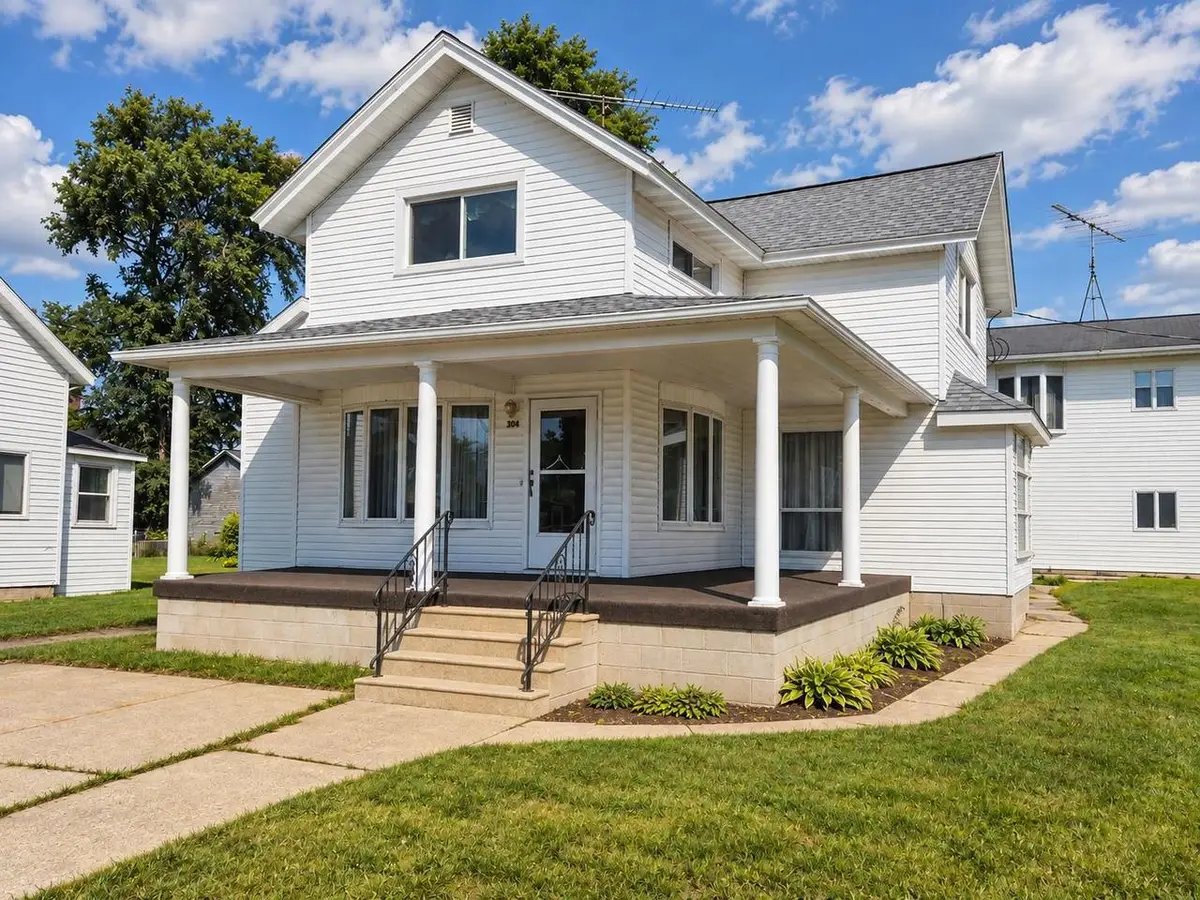 304 Harvard Street, Princeton, WI 54968 - #1