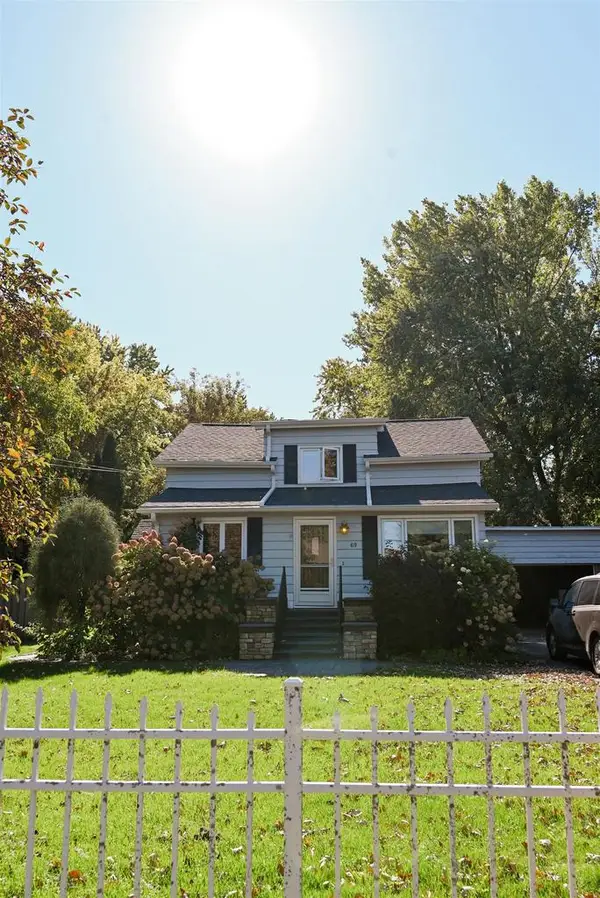 69 Stoney beach Road, Oshkosh, WI 54902