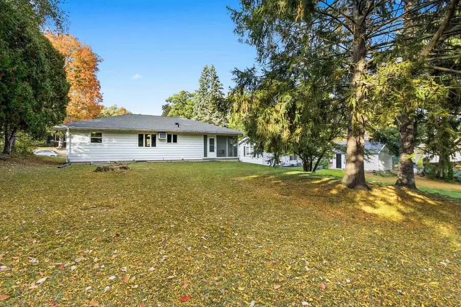 328 Knowlton Street, Waterloo, WI 53594 - #3
