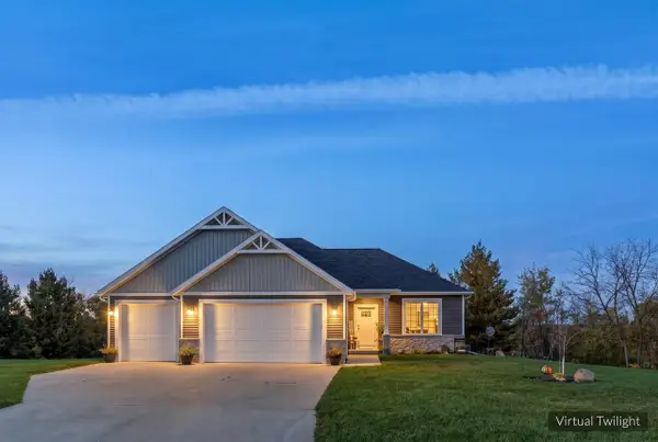 387 Drumlin Loop, Ripon, WI 54971