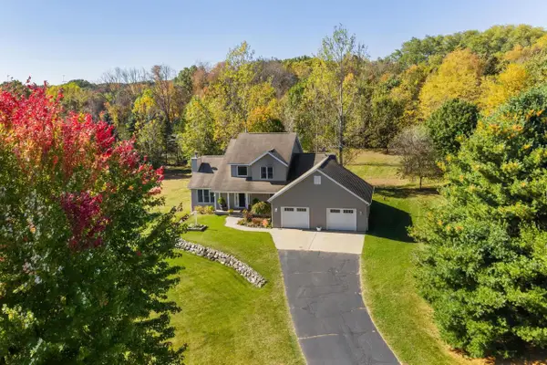 S3625 Pine Knoll Court, Baraboo, WI 53913