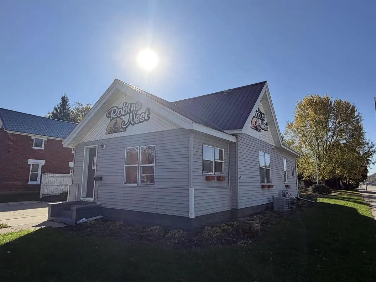383 W 3rd Street, Richland Center, WI 53581 - #1