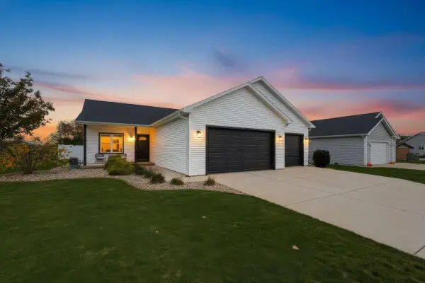 407 Lillehammer Lane, Mount Horeb, WI 53572
