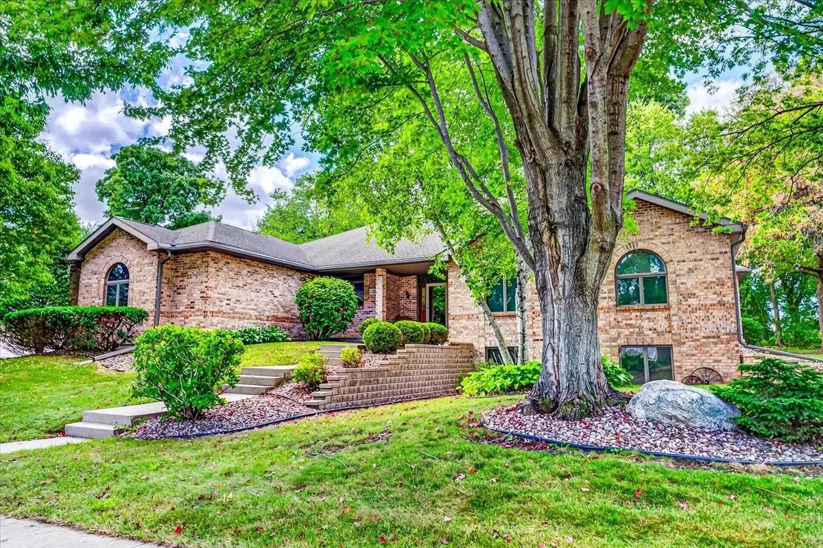 1318 Manassas Trail, Madison, WI 53718 - #1