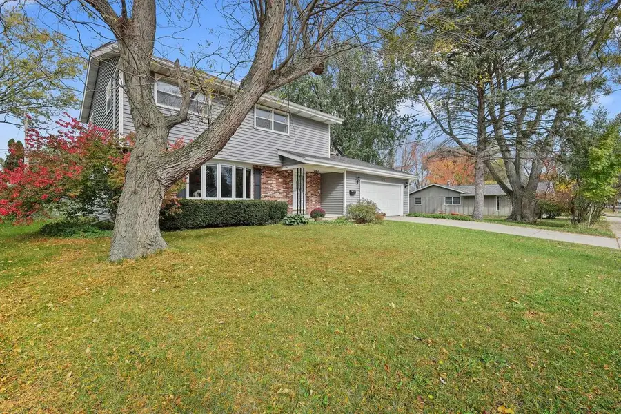 6206 Birch Hill Drive, Madison, WI 53711 - #2