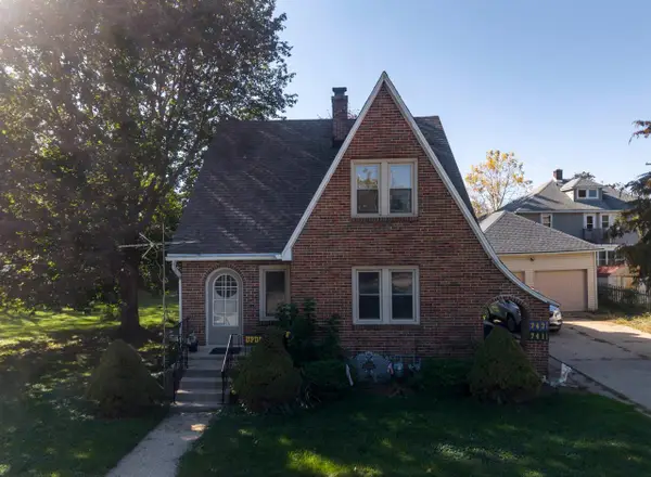 741 Caroline Street, Janesville, WI 53545