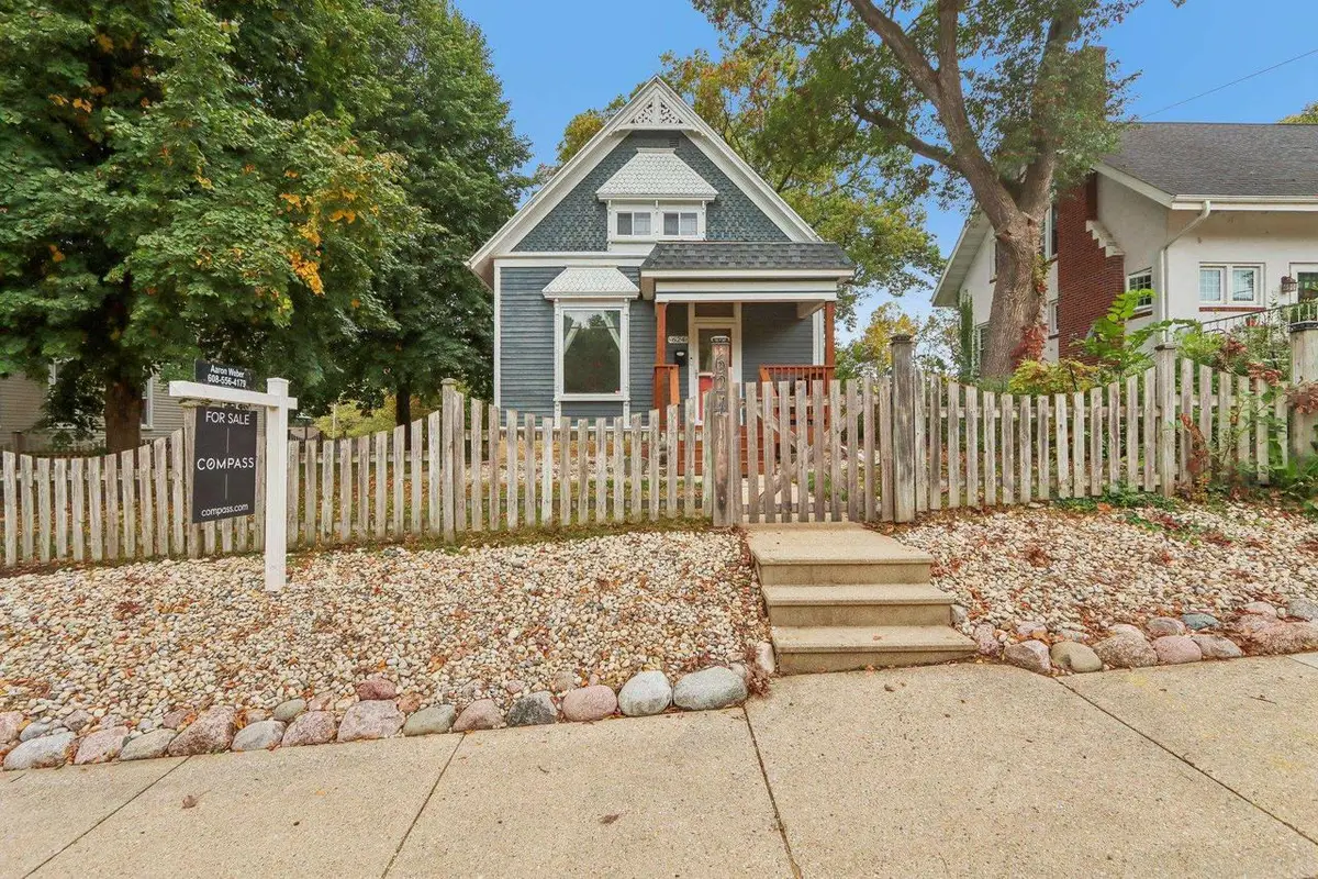 624 S Garfield Avenue, Janesville, WI 53545 - #1
