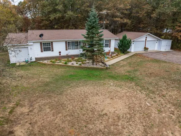 W5177 Buckeye Drive, Necedah, WI 54646