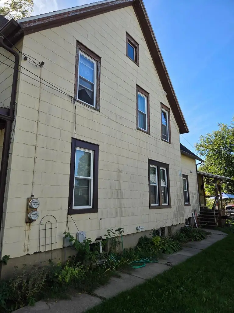 317 Monroe Street, Fort Atkinson, WI 53538 - #3