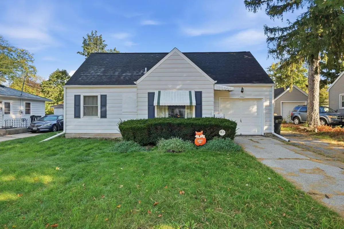 1942 Vahlen Street, Madison, WI 53704 - #1