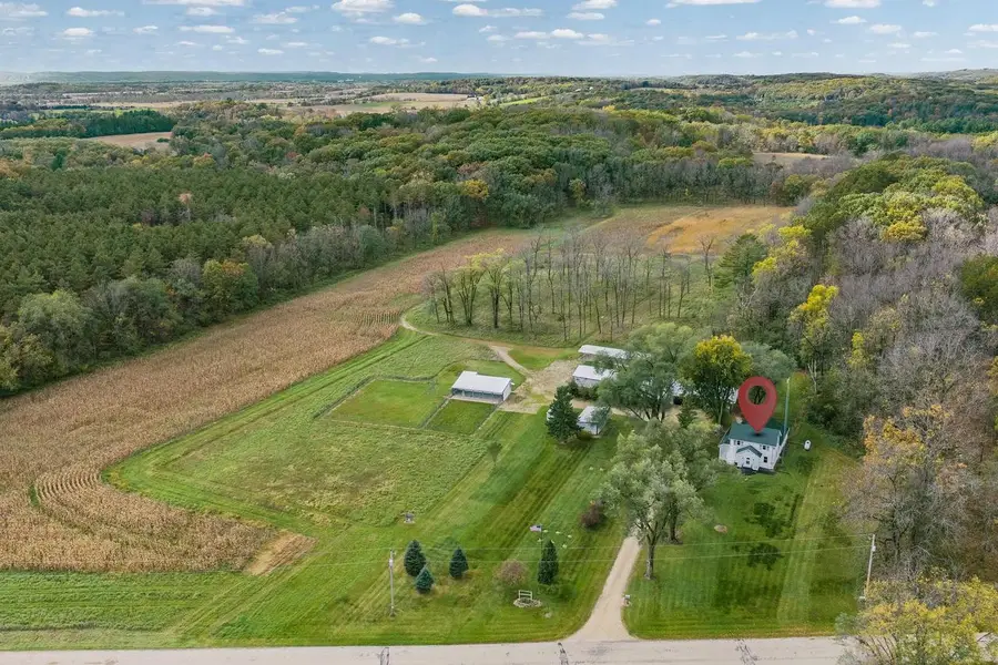 N9029 Fox River Road, Portage, WI 53901 - #2