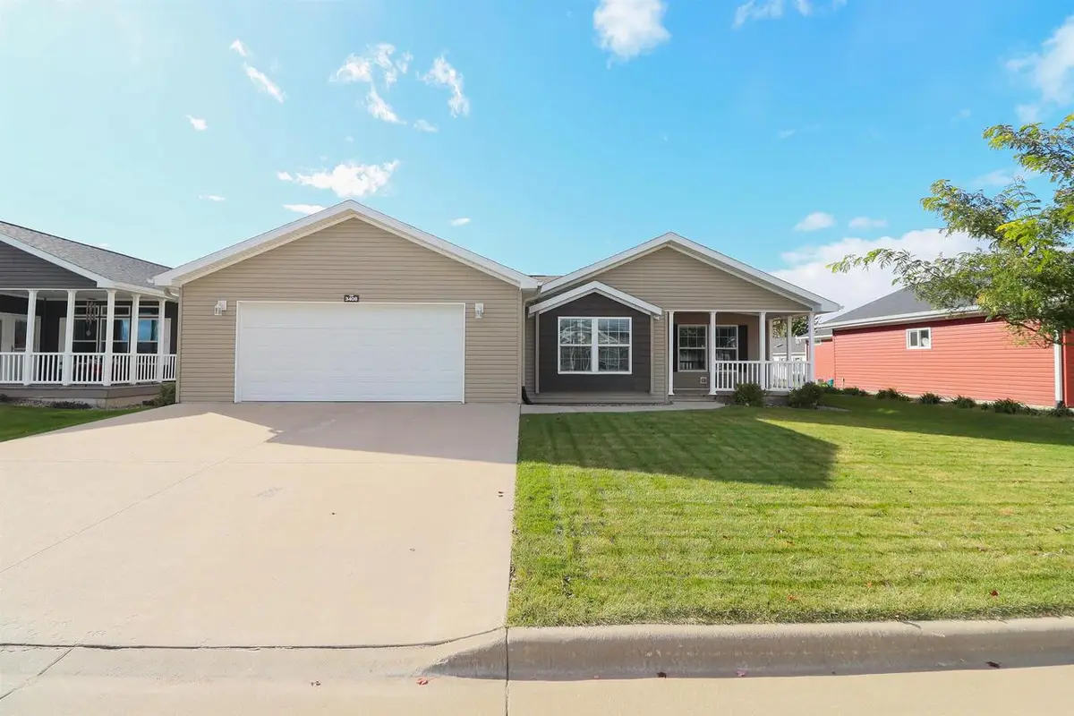 3048 Sarah Lane, Holmen, WI 54636 - #1