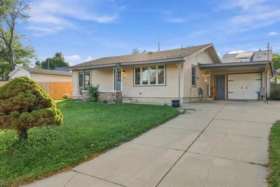 1008 N Main Street, Dodgeville, WI 53533 - #3