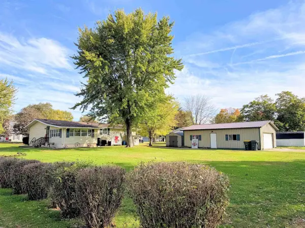 405 S Buchanan Street, Prairie Du Chien, WI 53821