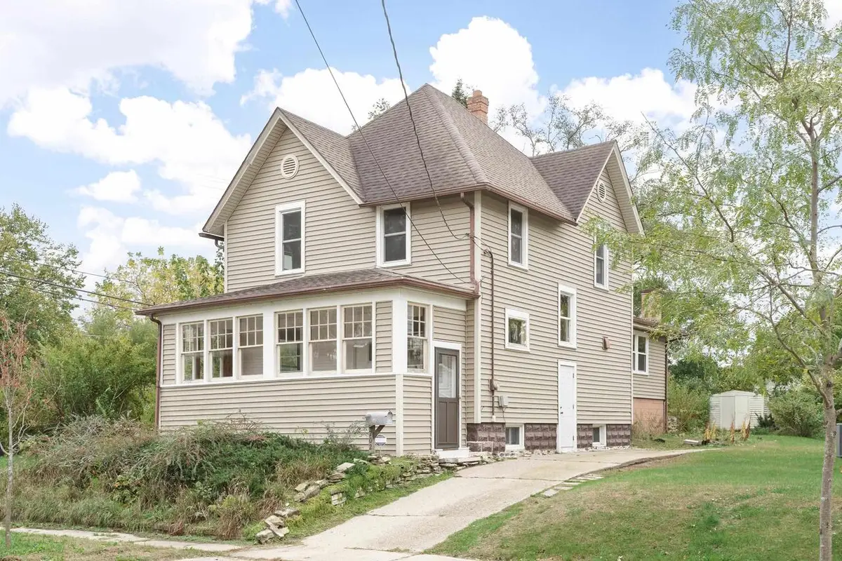 702 Vernon Avenue, Beloit, WI 53511 - #1