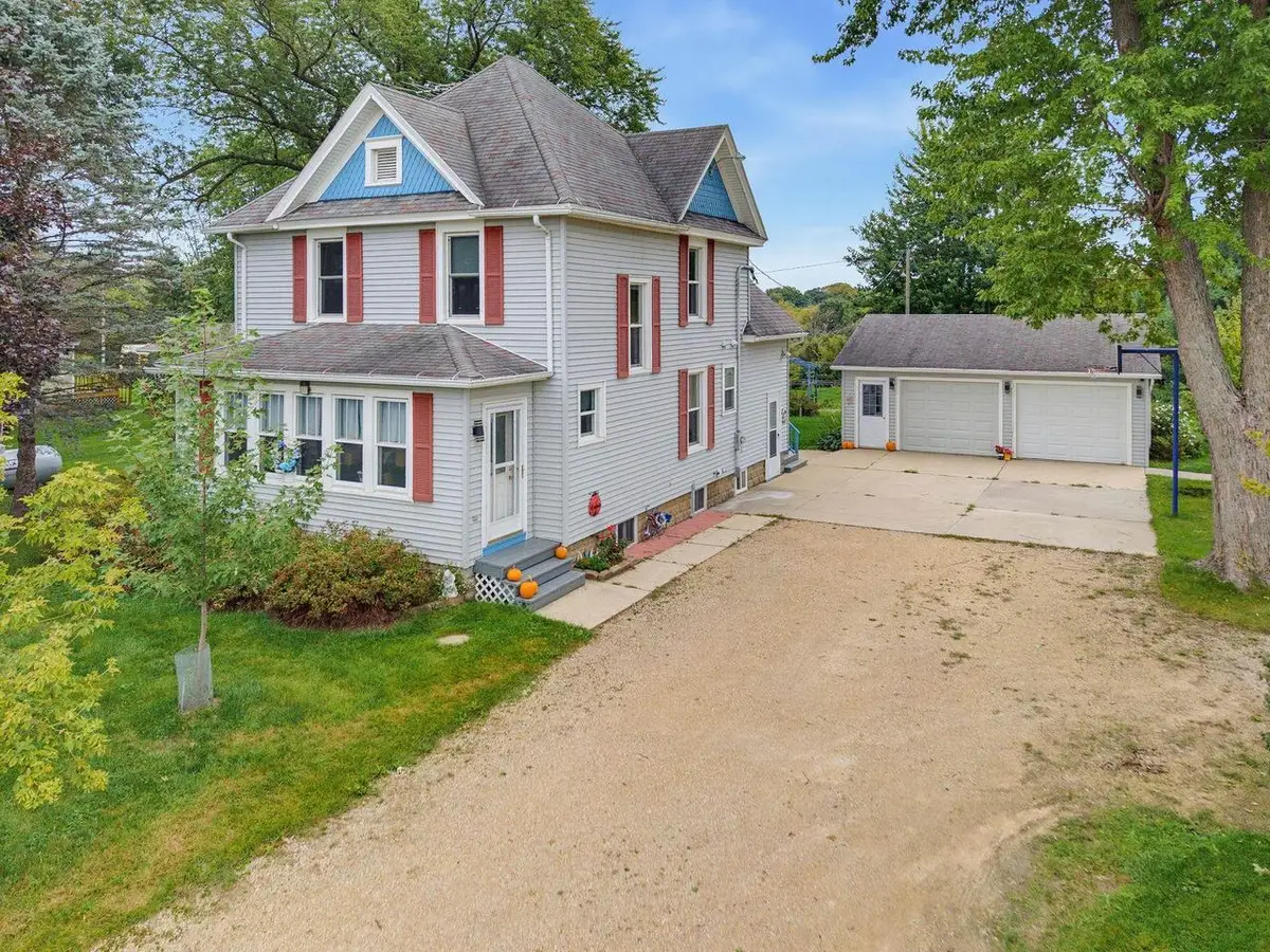 W11969 2nd Street, Randolph, WI 53956 - #1