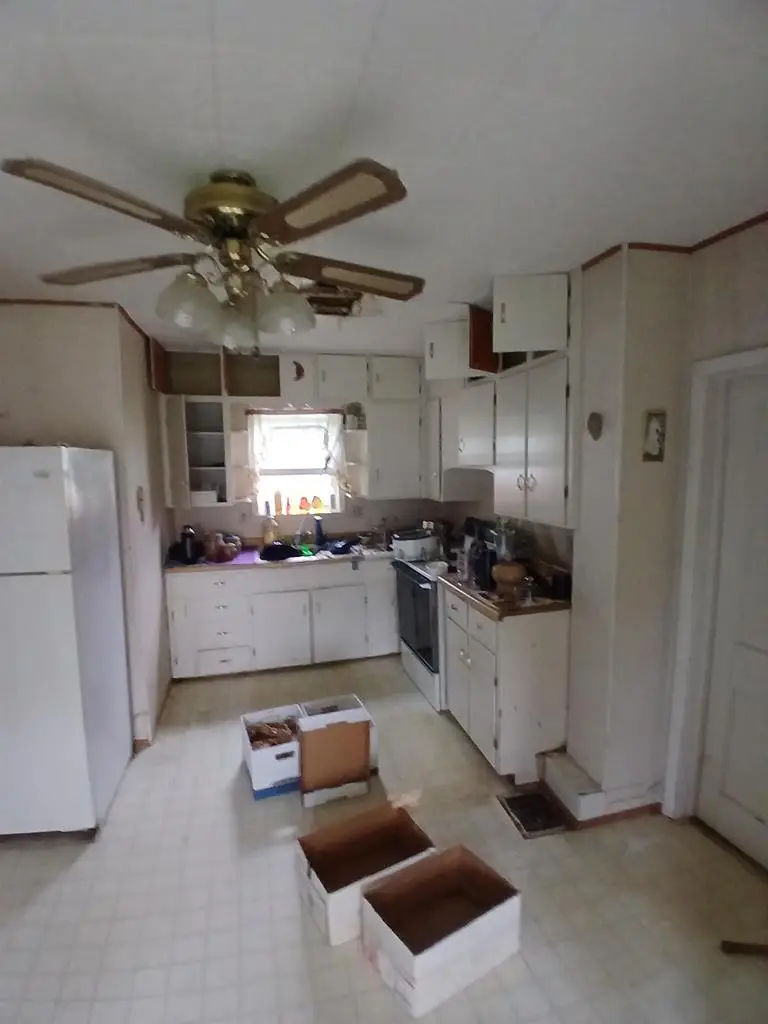 117 E Wilson Street, Blanchardville, WI 53516 - #2