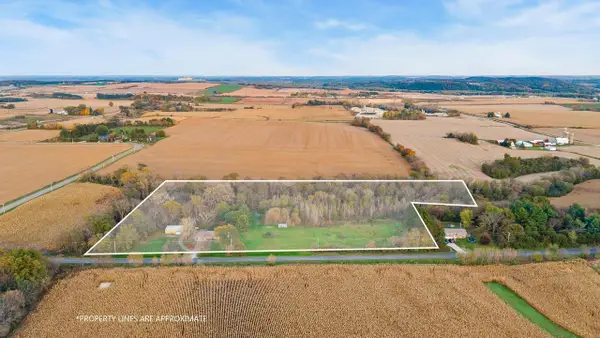 W10652 Shanks Road, Portage, WI 53901