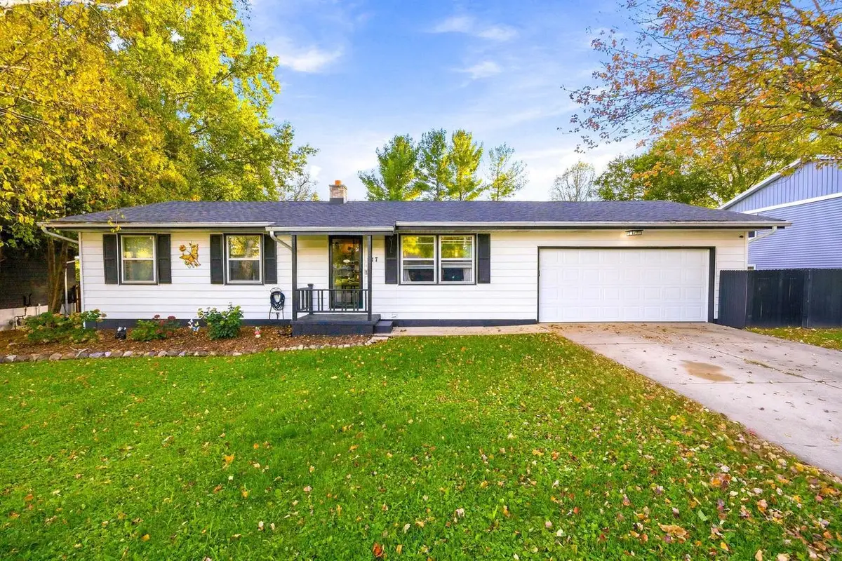 917 Keenan Lane, Stoughton, WI 53589 - #1