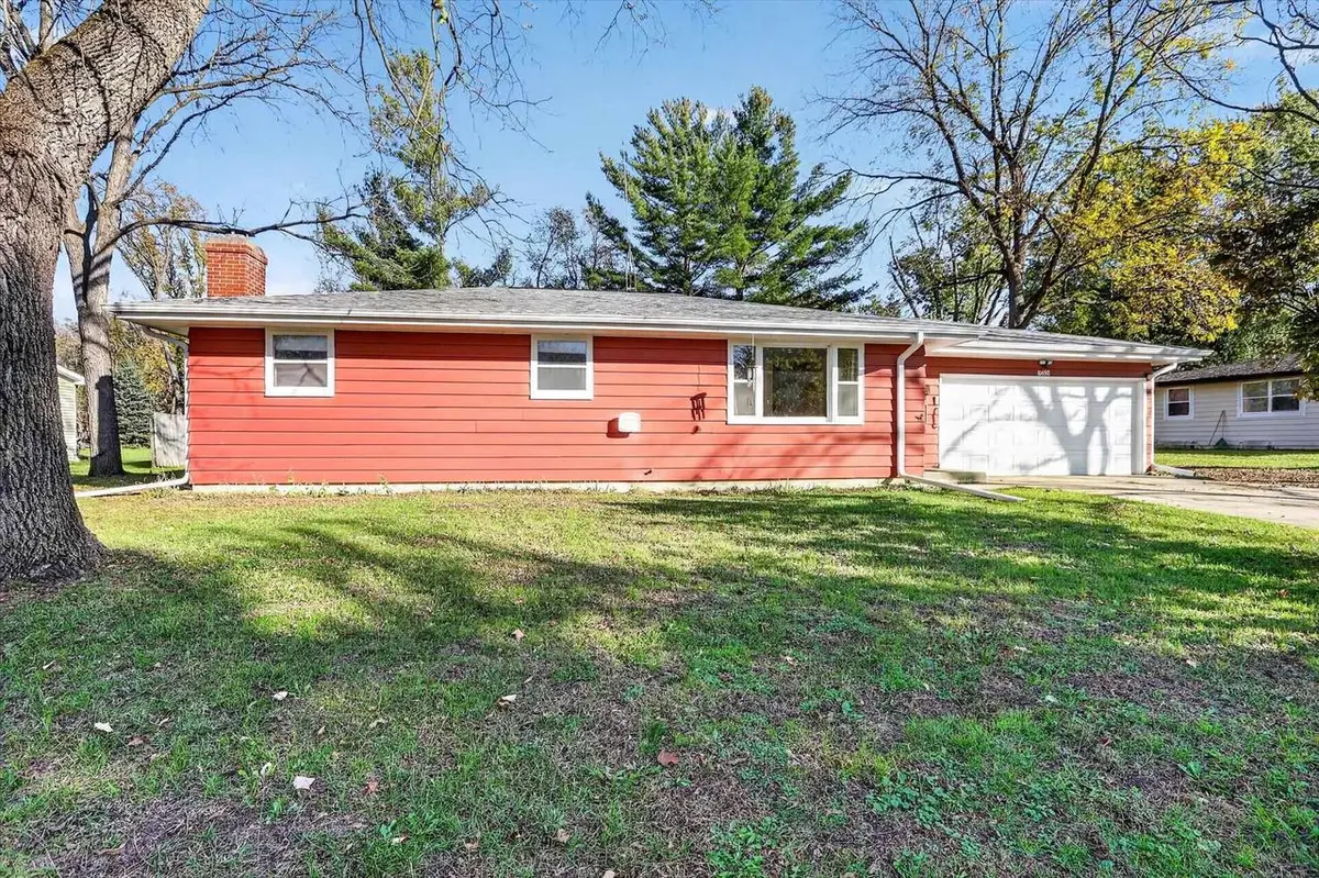 10650 N Oakway Lane, Edgerton, WI 53534 - #1