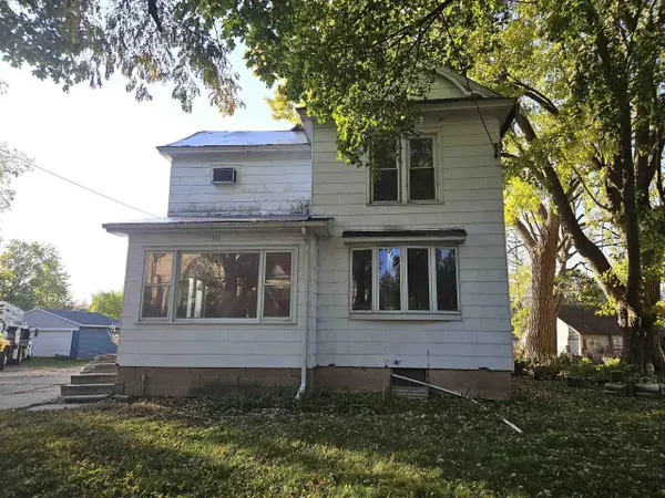 511 N Main Street, Lake Mills, WI 53551