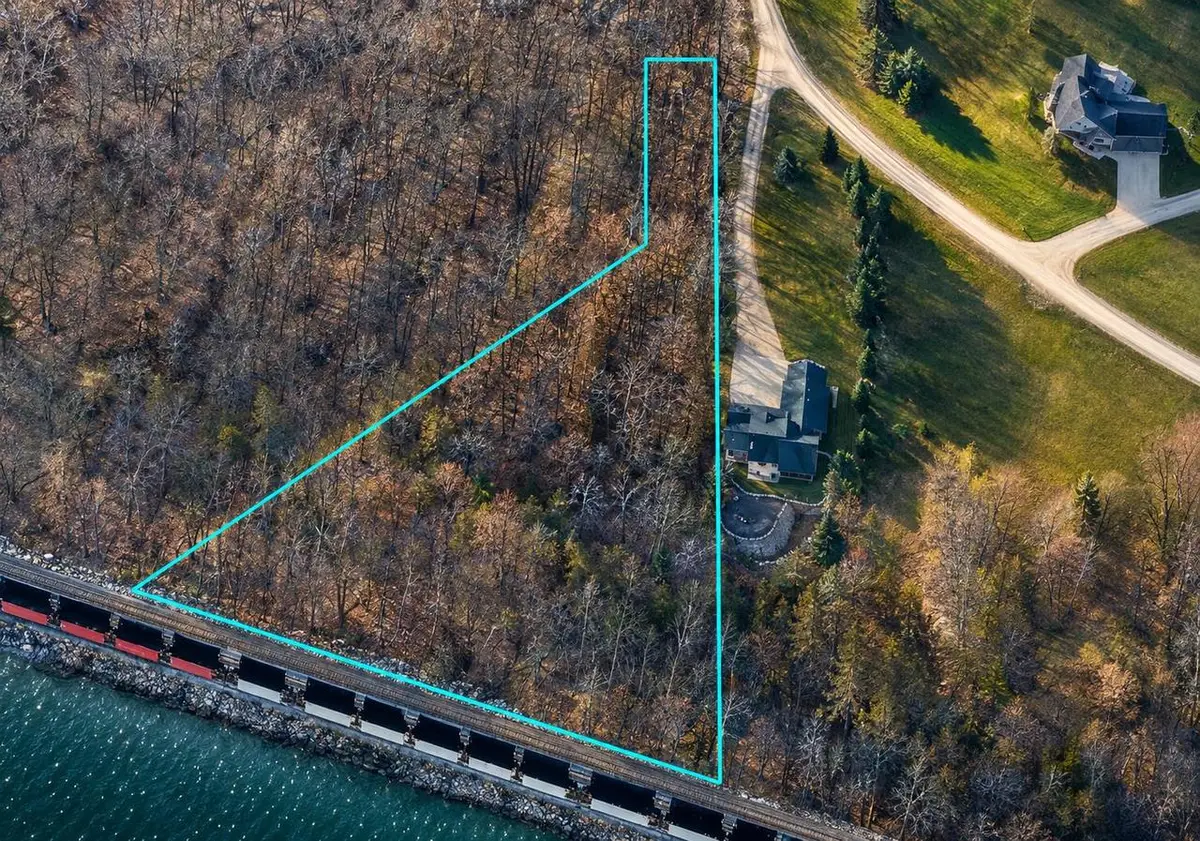 4991 Starlight Lane, Cassville, WI 53806 - #1