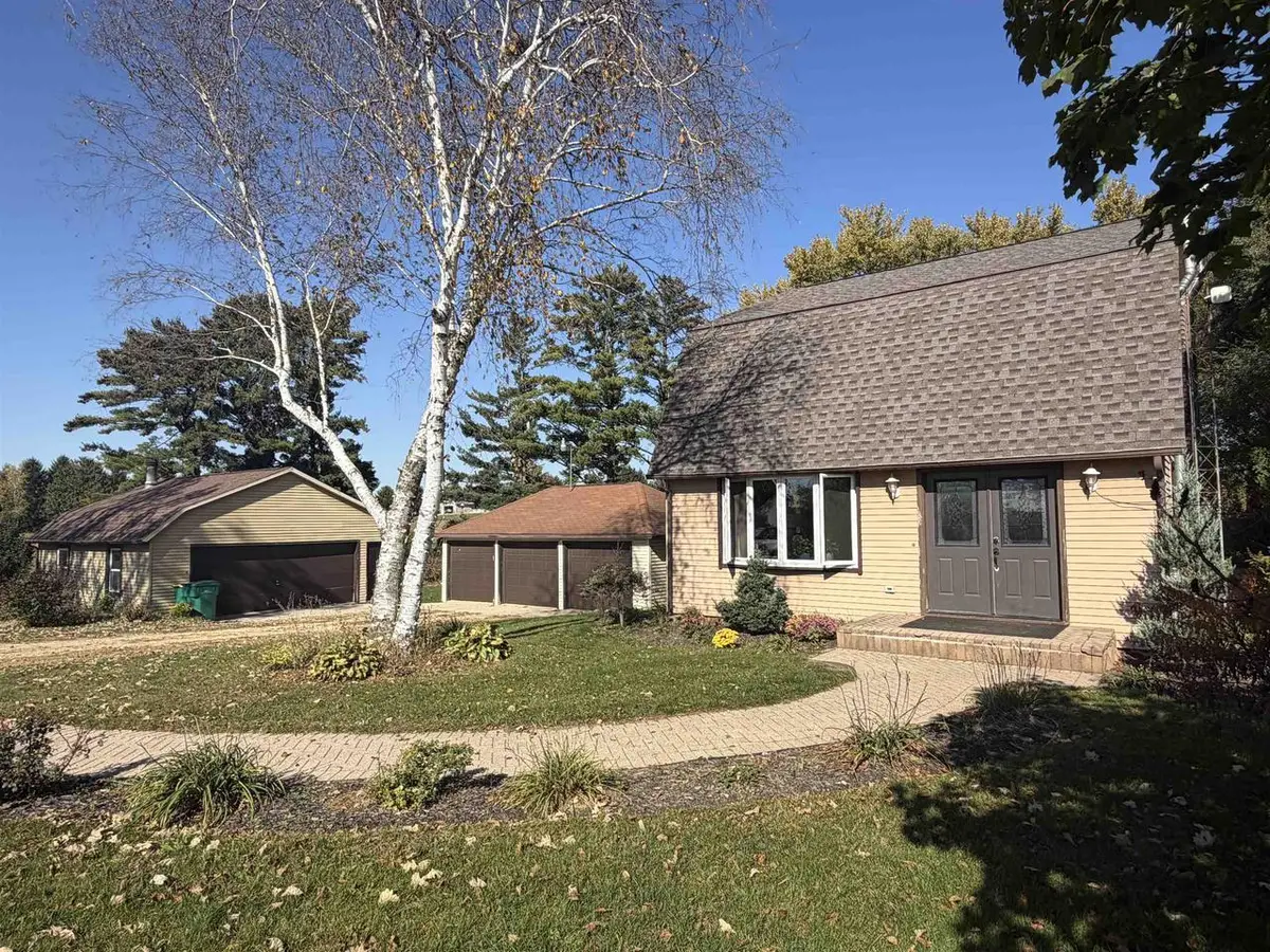 5114 W Cemetery Road, Janesville, WI 53548 - #1