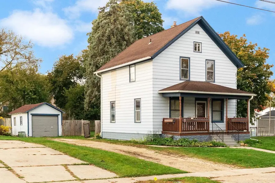 412 E Beloit Street, Orfordville, WI 53576 - #3