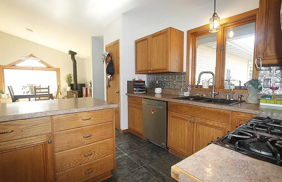 N5840 Oak Tree Acres, Princeton, WI 54968 - #3
