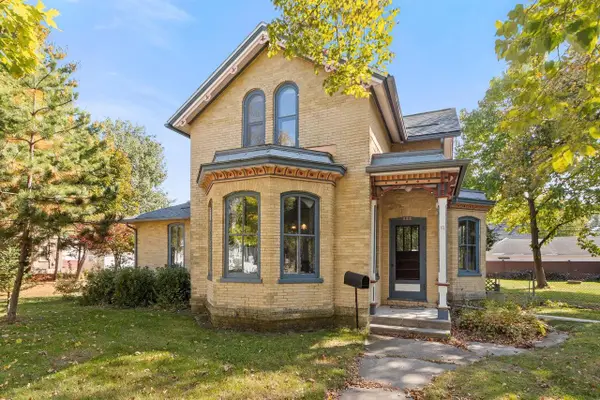 222 E Franklin Street, Portage, WI 53901