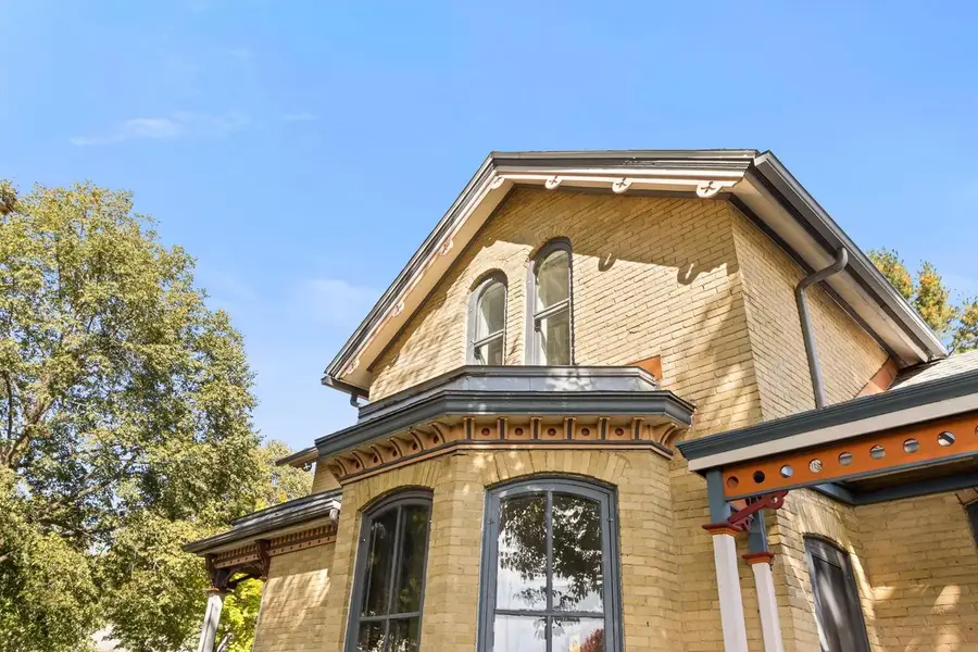 222 E Franklin Street, Portage, WI 53901 - #3