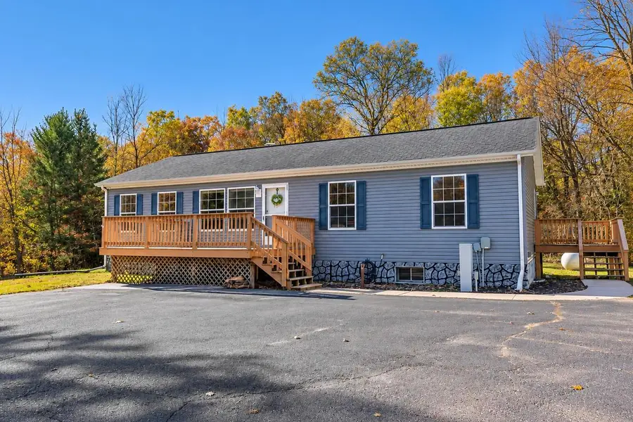 2813 W 3rd Drive, Oxford, WI 53952 - #2