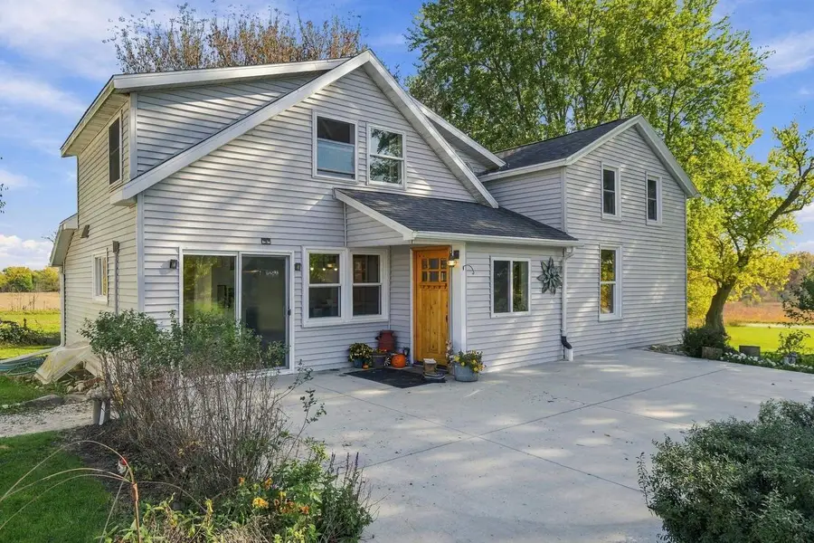 W2732 Koch Road, Fort Atkinson, WI 53538 - #2