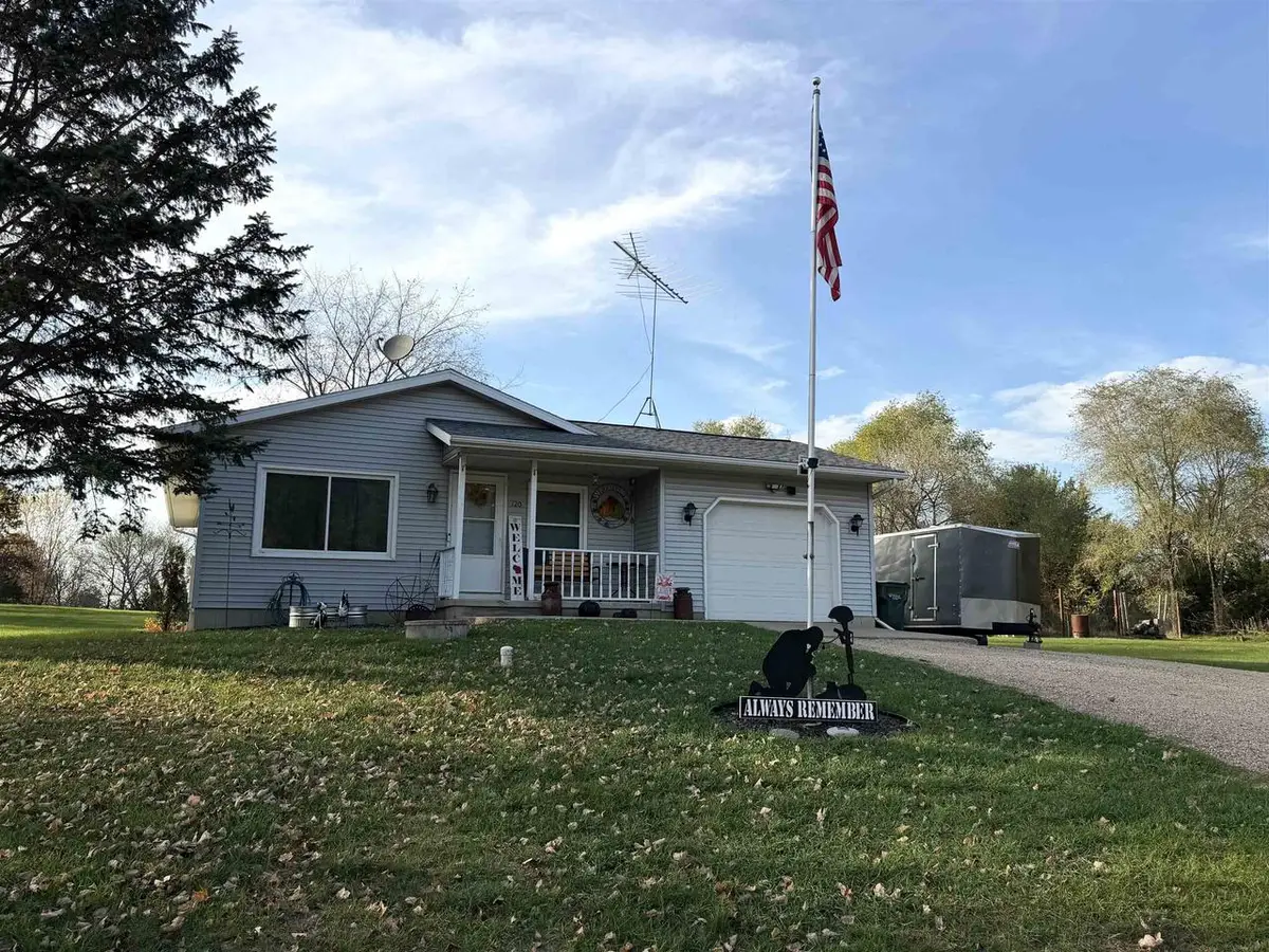 120 Cheney Avenue, Endeavor, WI 53930 - #1