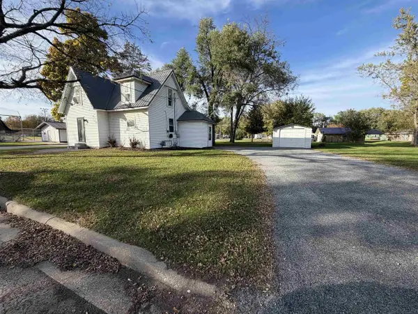 403 E University Street, Muscoda, WI 53573