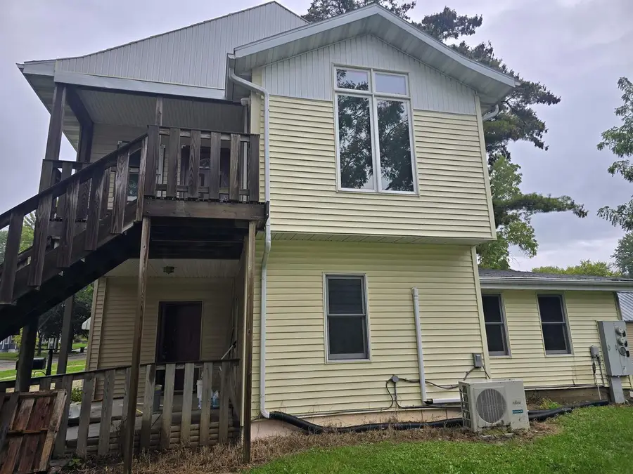 119 N Madison Street, Stoughton, WI 53589 - #2