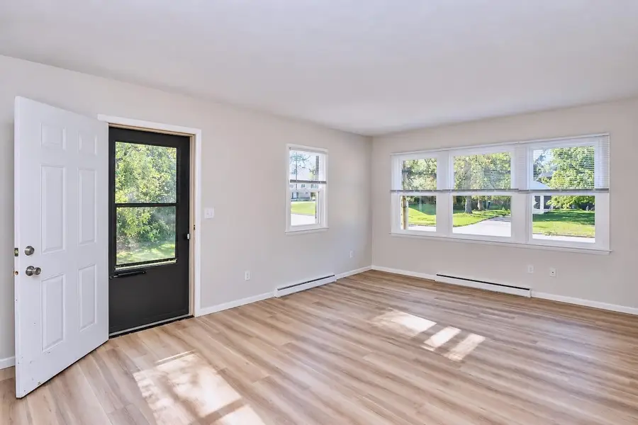 1607 Moore Street, Beloit, WI 53511 - #3