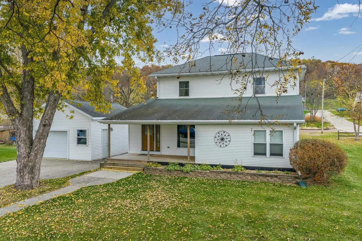 318 E Walnut Street, North Freedom, WI 53951 - #1
