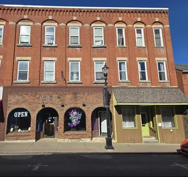 40 & 50 W Main Street, Platteville, WI 53818