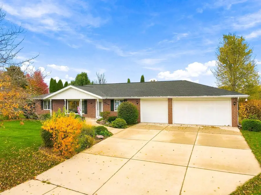 4546 Hearthridge Drive, Janesville, WI 53546 - #3